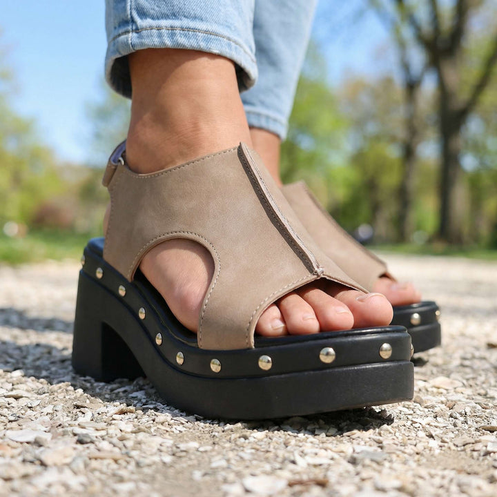Loretta | Studded Slides
